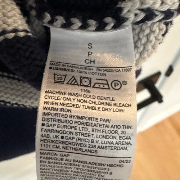 GAP Navy and White Striped Turtleneck Sweater - Picture 4 of 4